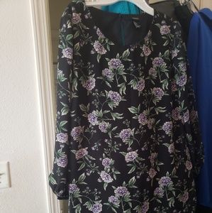 Floral black dress size L